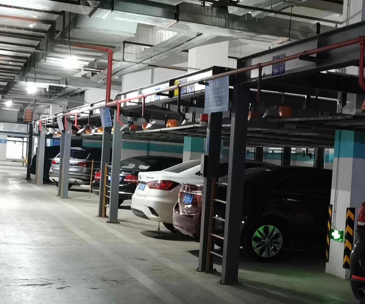 盤龍兩柱式停車庫